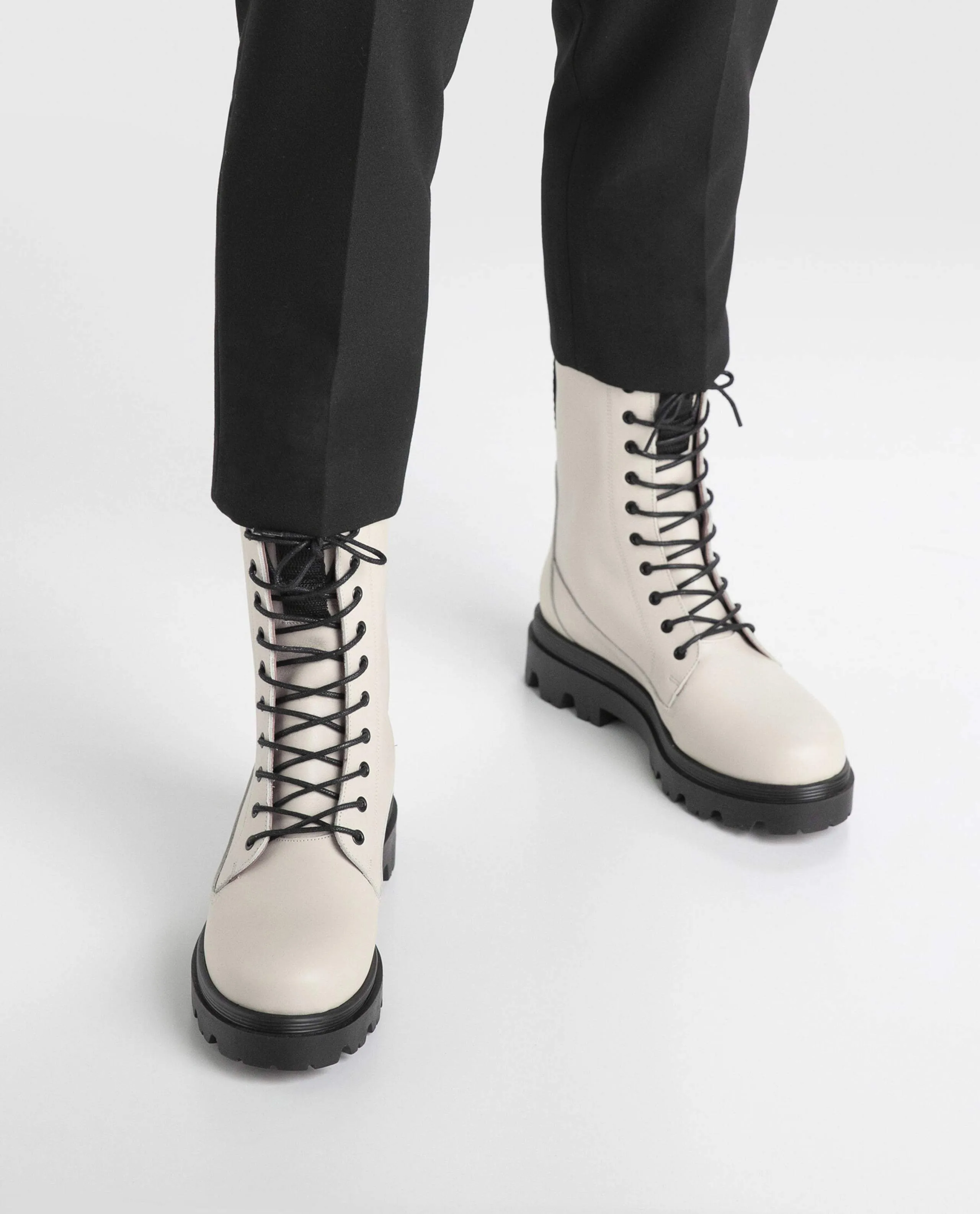 Lovi Creme Leather Boots