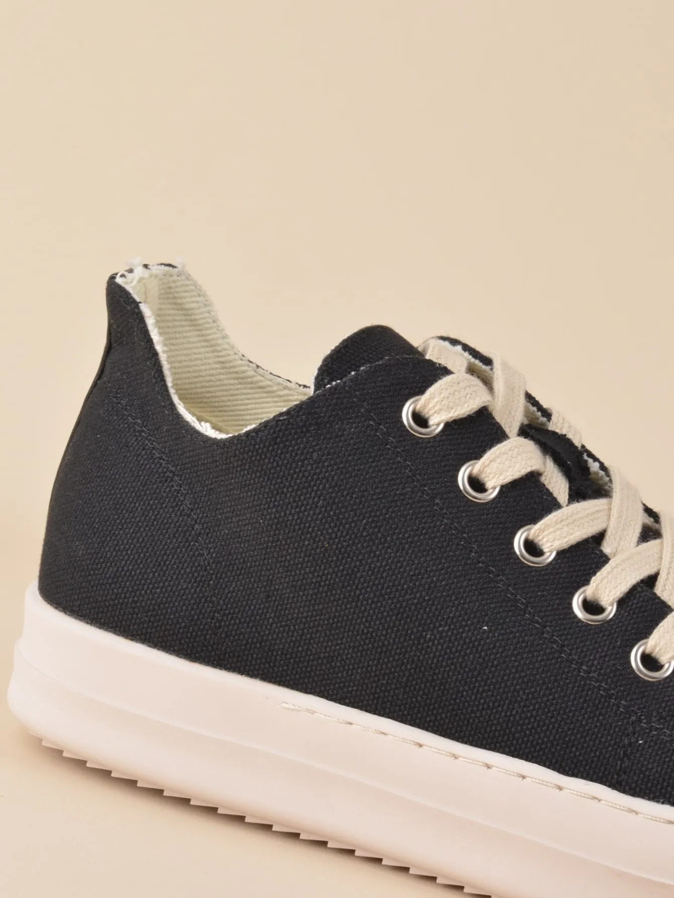 PU LEATHER LOW TRENDY  CASUAL SNEAKERS