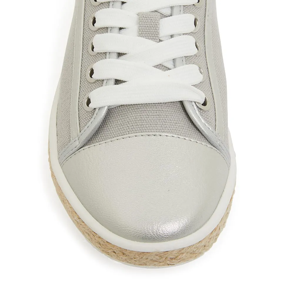 Yale Sneaker in Silver Canvas And Smooth